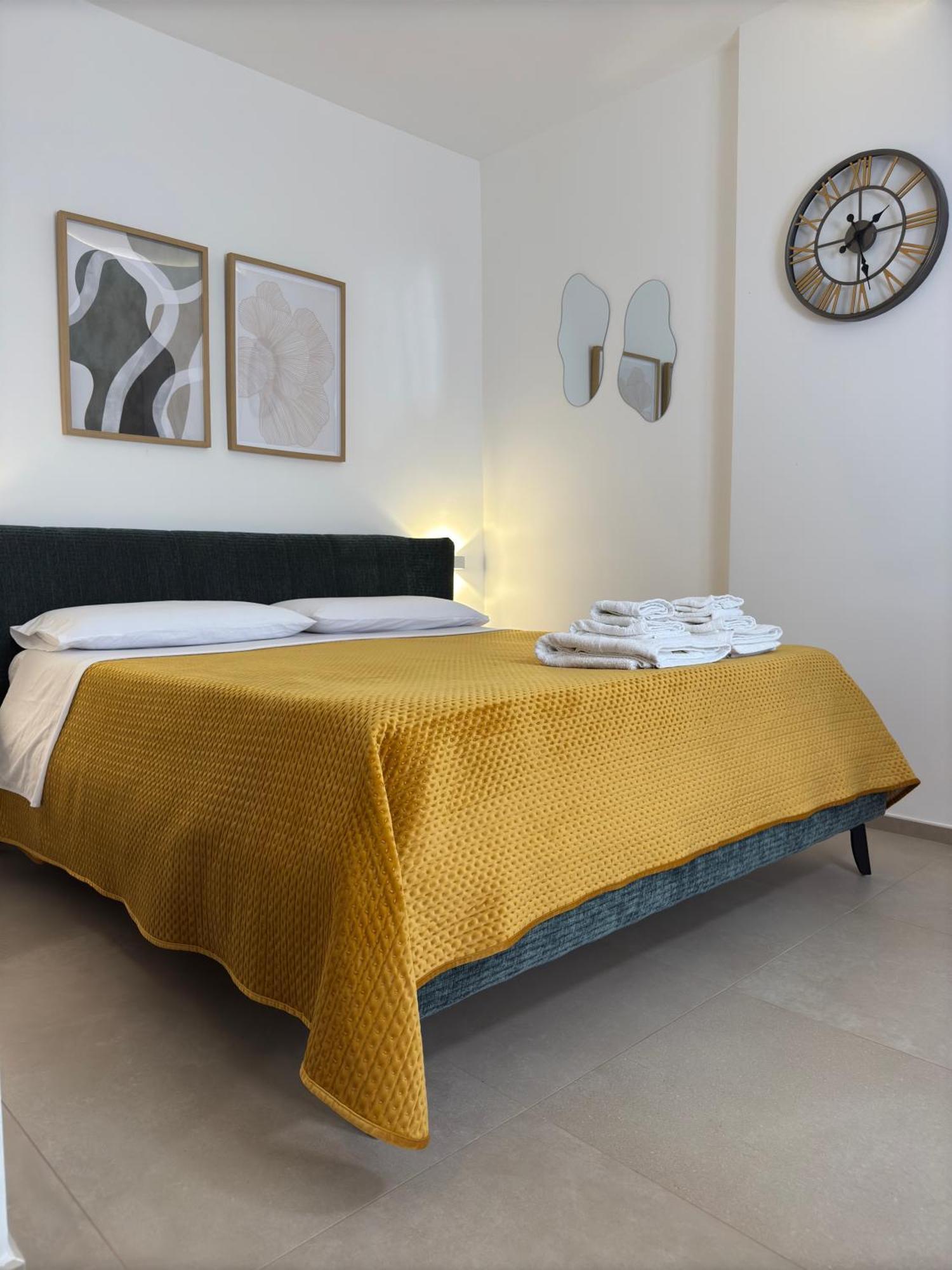 More Apartments Il Ferrarese Bari Luaran gambar